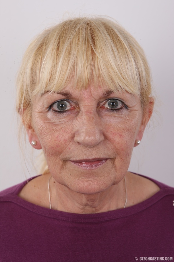 Delish woman in a purple top and white pant - XXX Dessert - Picture 1