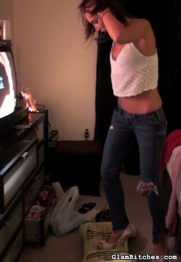 Young hottie got dominated by her bitchy ro - XXX Dessert - Picture 6