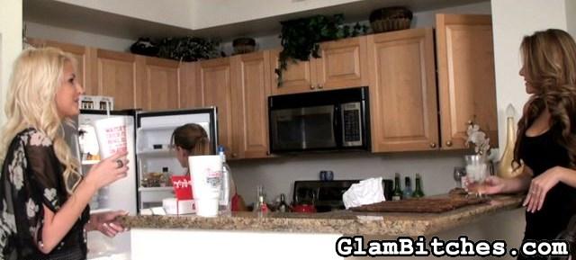 Girl served her friends with drinks and lic - XXX Dessert - Picture 2