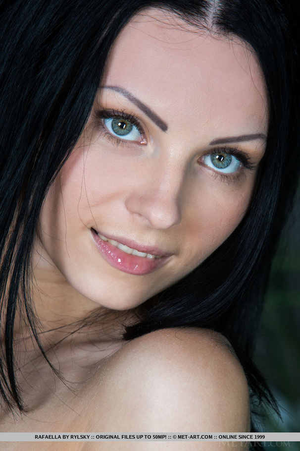 Wicked female in her birthday suit lays bac - XXX Dessert - Picture 18