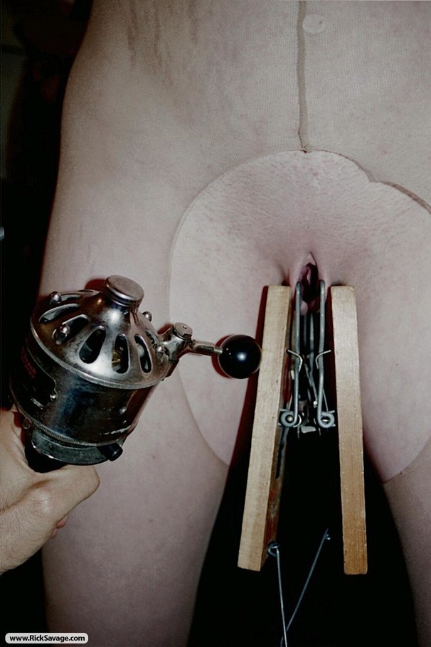 Hot chick in bondage gets her sweet cunt tr - XXX Dessert - Picture 3