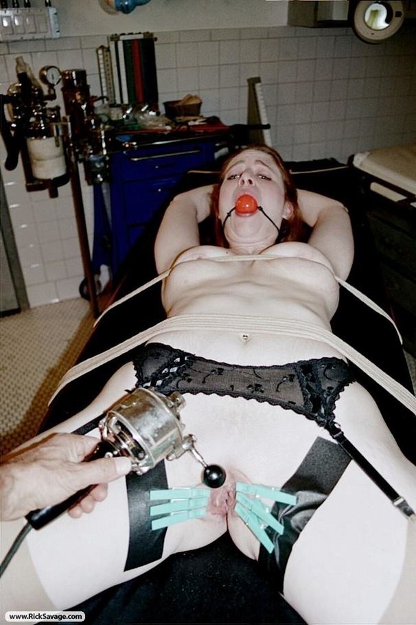 Hot chick in bondage gets her sweet cunt tr - XXX Dessert - Picture 16