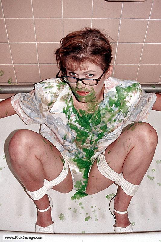 Kinky young darling gets her sexy body pain - XXX Dessert - Picture 4