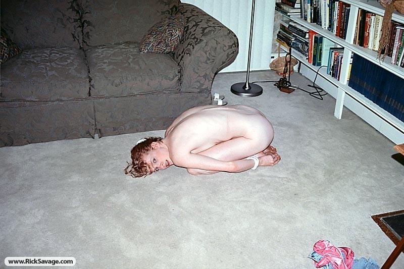 Curly haired slutty gal likes to get tied u - XXX Dessert - Picture 8