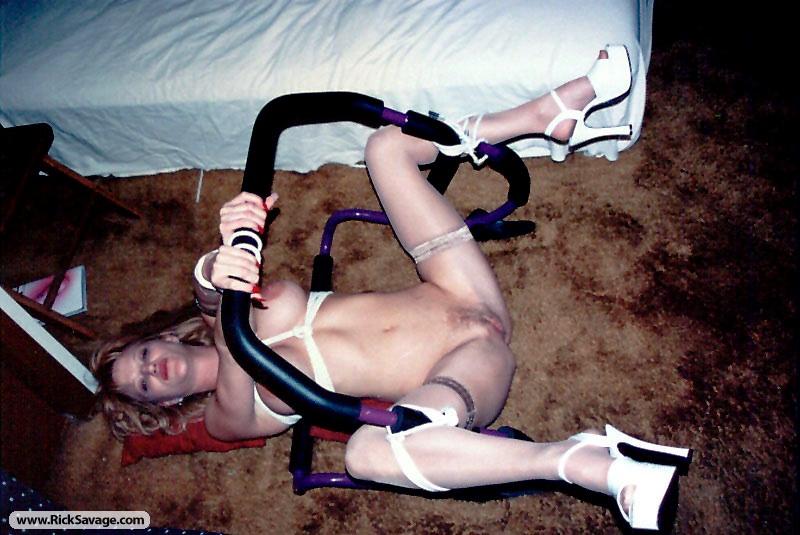 Sexy blonde bimbo likes to get tied up in h - XXX Dessert - Picture 1