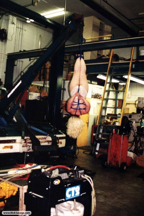 Slutty blonde MILF used by a very kinky old - XXX Dessert - Picture 8