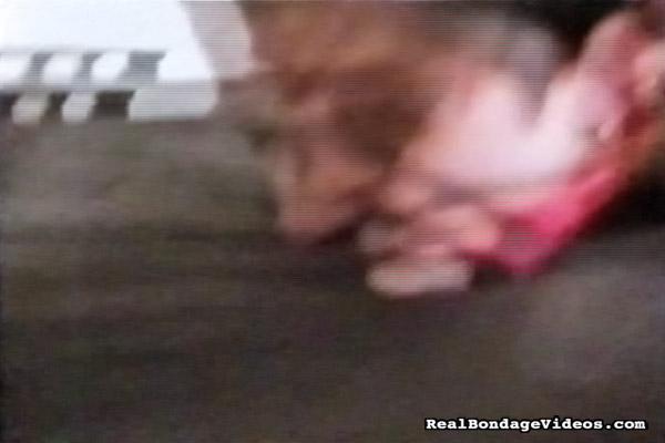 Babe with hairy pussy lying on bed and rece - XXX Dessert - Picture 11