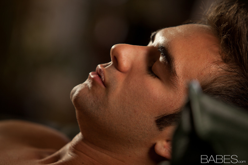 Impressive peach demonstrates her cool sexu - XXX Dessert - Picture 7