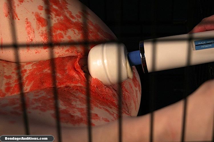 Caged little bimbo is ready for some waxing - XXX Dessert - Picture 15