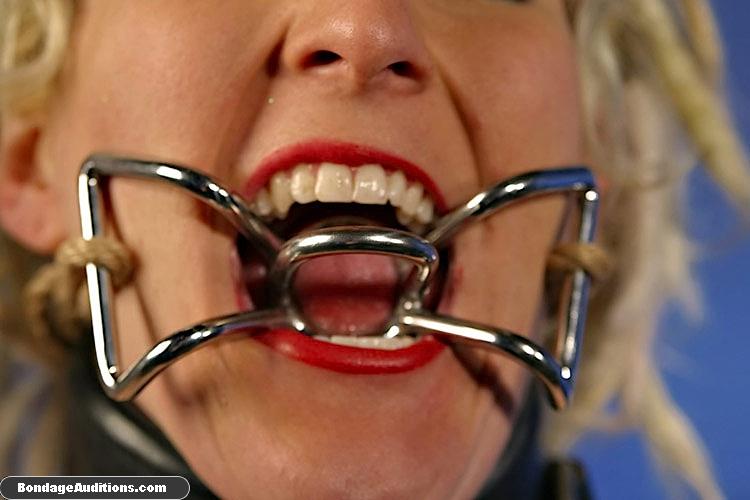 Caged blonde darling is ready for some roug - XXX Dessert - Picture 1