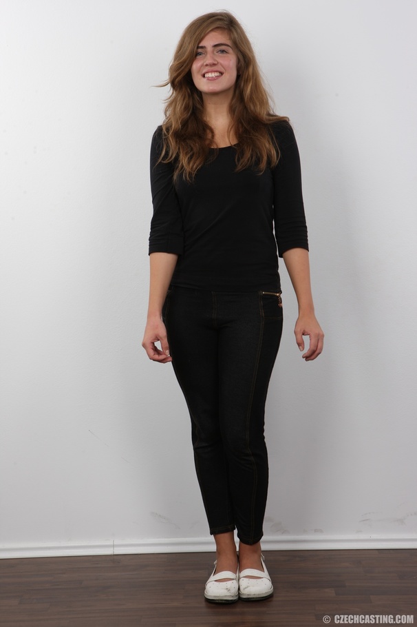 All-natural babe with wavy, blonde hair pro - XXX Dessert - Picture 1