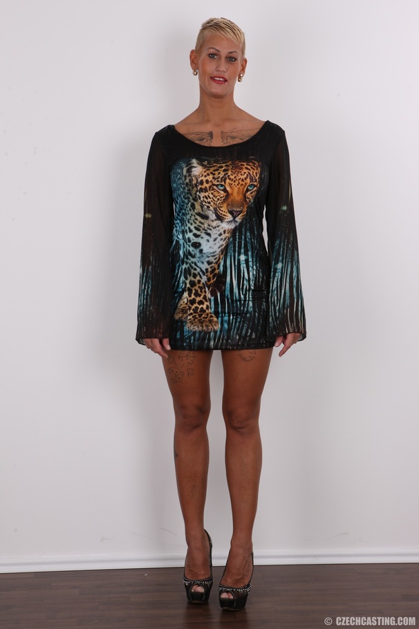 Tattooed blonde in a pink thong is set up f - XXX Dessert - Picture 1