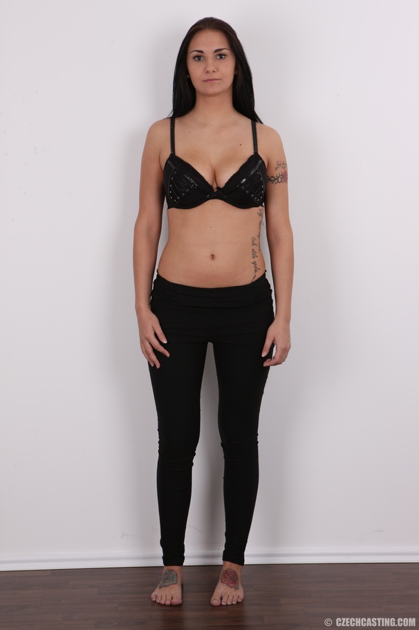 Long-haired brunettes little shaved pussy l - XXX Dessert - Picture 4