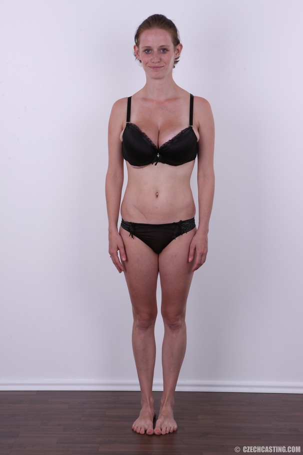 Youngster with freckles and big tits happil - XXX Dessert - Picture 7