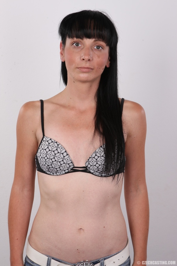 Bimbo with bangs and a cute pussy cares wha - XXX Dessert - Picture 6