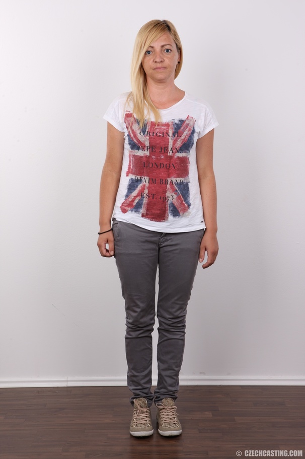 Patriotic MILF with blonde hair wouldnt min - XXX Dessert - Picture 2