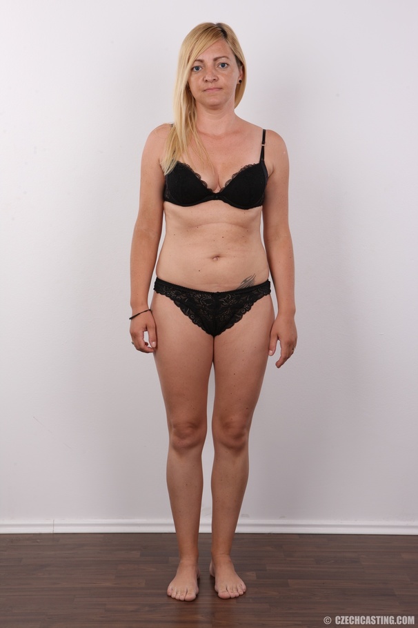 Patriotic MILF with blonde hair wouldnt min - XXX Dessert - Picture 7