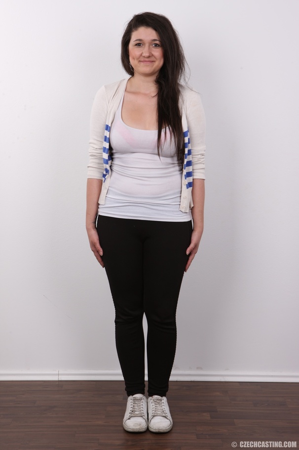 Brunette is above average in size and excee - XXX Dessert - Picture 2