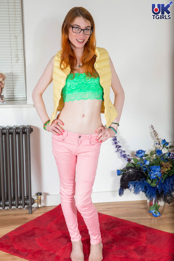 Fake orange cock looks like a carrot when a - XXX Dessert - Picture 3