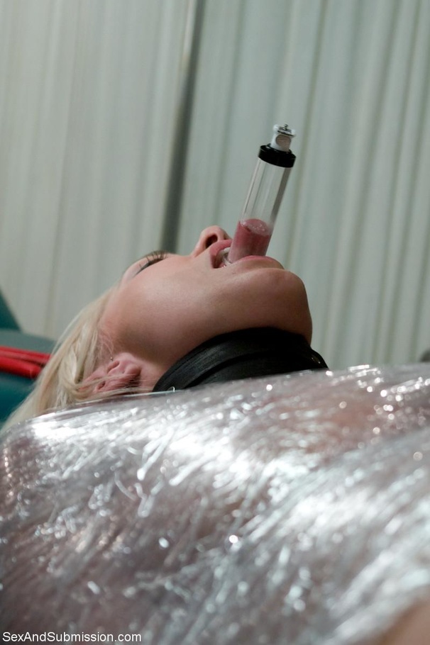 New teen nurse has to pass the doctor's spe - XXX Dessert - Picture 10