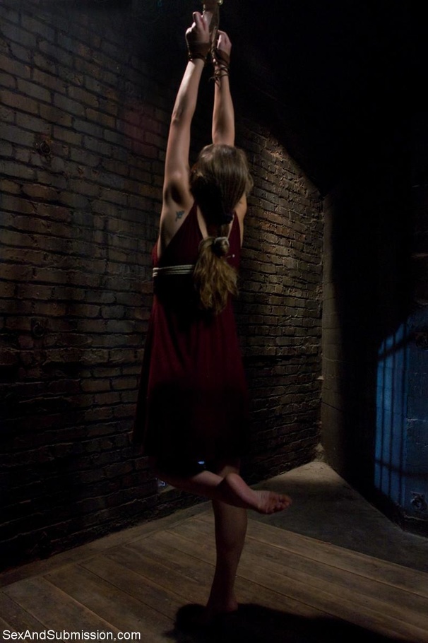 Hanged up naked victim hasn't way to escape - XXX Dessert - Picture 1
