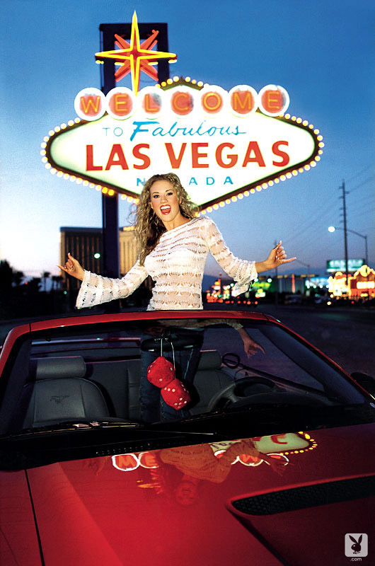 Busty curly haired princess pulls up her sk - XXX Dessert - Picture 2