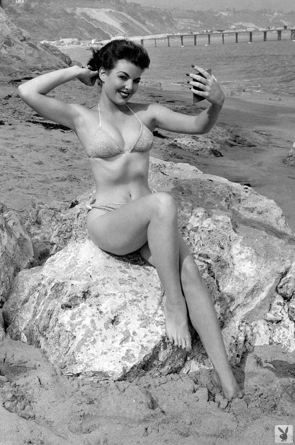 Super hot black and white photos of a sexy  - XXX Dessert - Picture 8