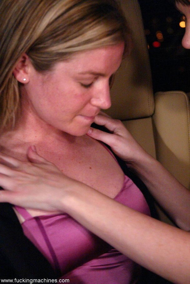 Babe gets fucked by a special machine on the backseat - XXXonXXX - Pic 8