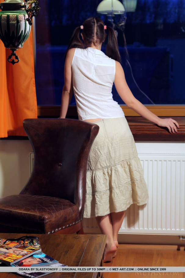Cute babe in pigtails wearing glasses, whit - XXX Dessert - Picture 2