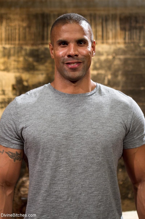 Hot Domme strokes and chokes a tattooed sub - XXX Dessert - Picture 3