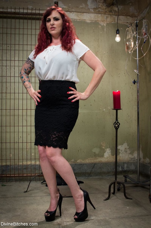 Guy’s nips and dick are pinched, and his mo - XXX Dessert - Picture 1