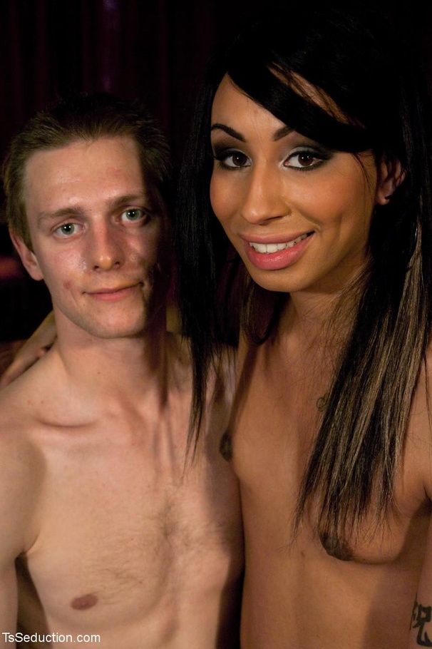 Dark-haired t-girl with small tits does her - XXX Dessert - Picture 18