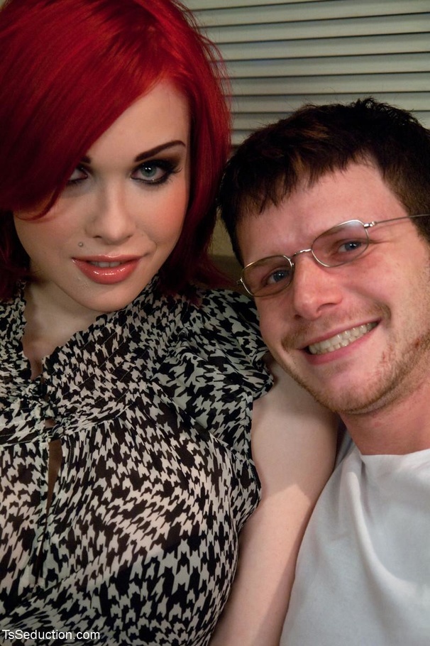 Well-hung guy gives it in the butt to a pla - XXX Dessert - Picture 1