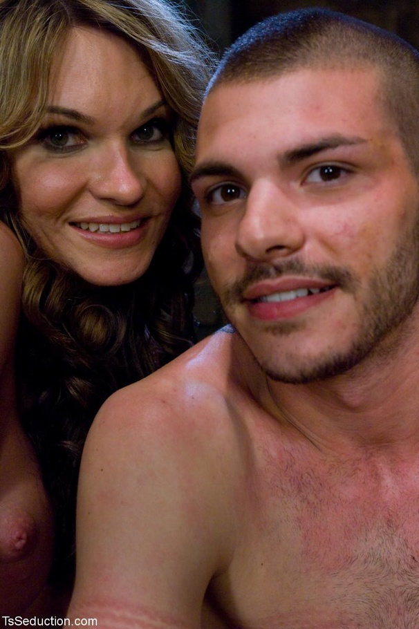 Blonde t-girl Domme and a male sub trade di - XXX Dessert - Picture 18