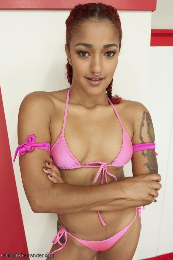 Powerful MILF doesn't give a chance to teen - XXX Dessert - Picture 2