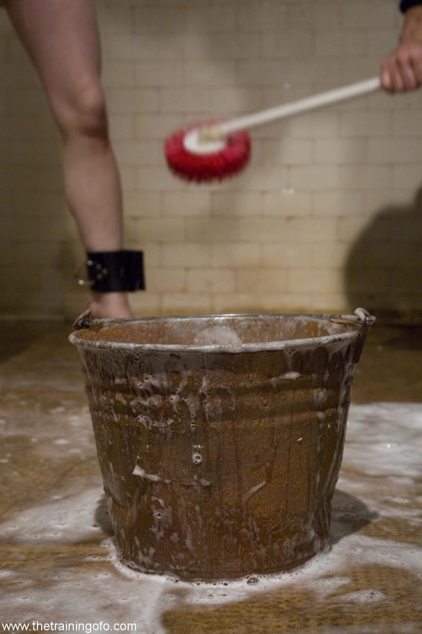 Young sub with a pierced lip delves into er - XXX Dessert - Picture 14