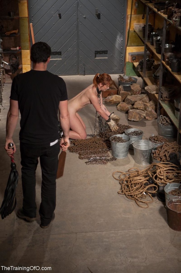 Dutiful dame is hit with a crop while fucki - XXX Dessert - Picture 3