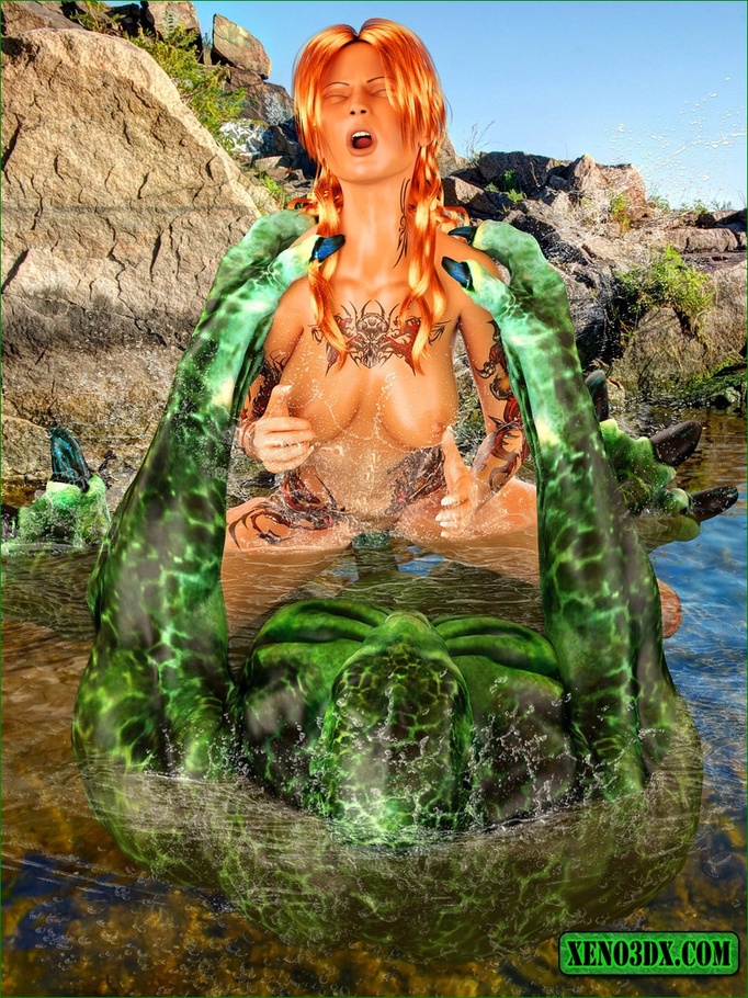 Tattooed slut gets rammed by a green swamp creature - Picture 4