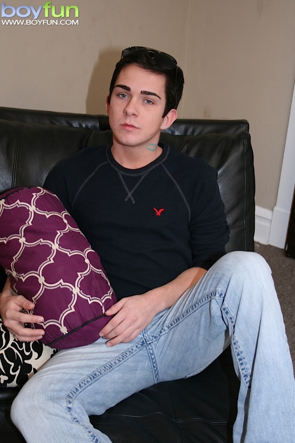 Sexy Zack Collins spreads open his smooth asshole and goes nuts - XXXonXXX - Pic 1