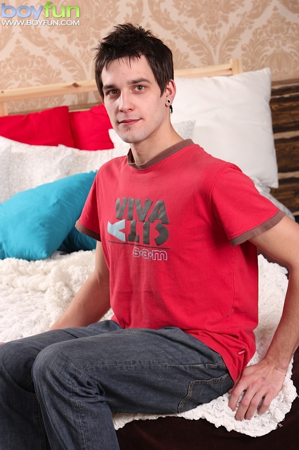 Hot dude pulls out his cock and jerks off for you hard - XXXonXXX - Pic 1