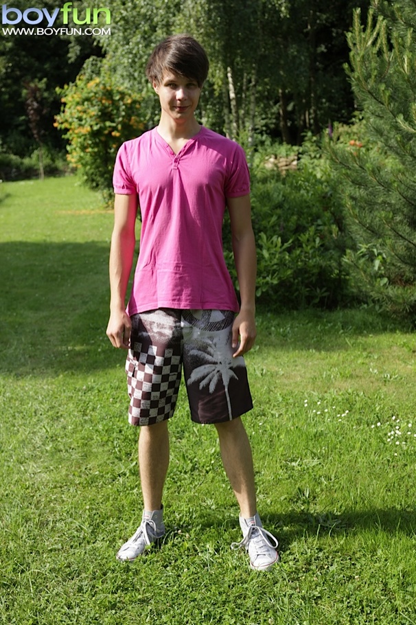 Cute guy wearing pink shirt has fun in the backyard and poses doggy style - XXXonXXX - Pic 1