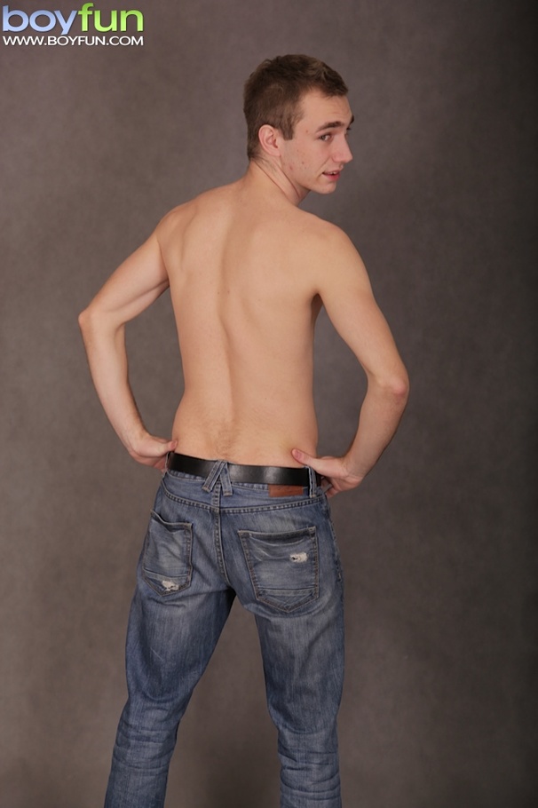 Hot and kinky twink flashes his tight juicy hole for you - XXXonXXX - Pic 4