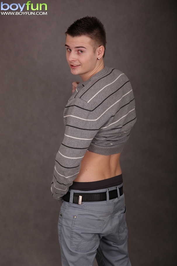 Pretty gay wears nice black briefs and poses in hot positions on the floor - XXXonXXX - Pic 3