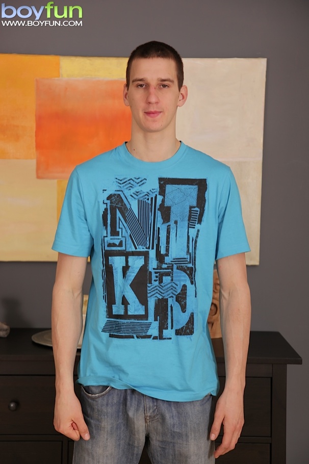 Thin dude with long cock likes to pose and flash his nice cheeks - XXXonXXX - Pic 1