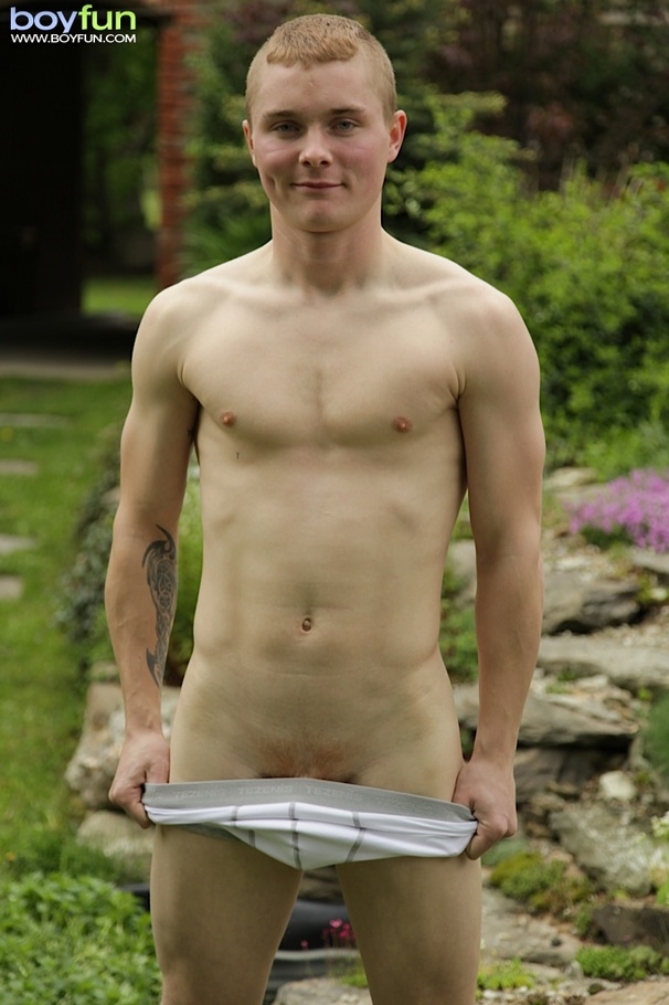 This pale dude shows us his yummy dick outdoors and poses hot - XXXonXXX - Pic 11