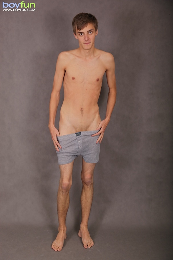 Skinny boy plays with his body showing his fine crap hole wishing a big wood in it - XXXonXXX - Pic 8
