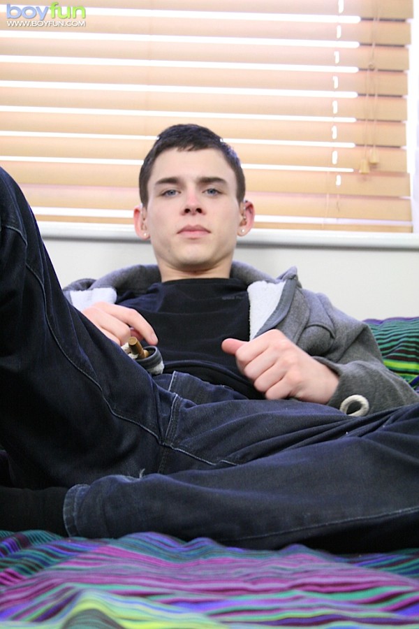 Watch every feature of this cute lad and enjoy how he jerks off - XXXonXXX - Pic 1