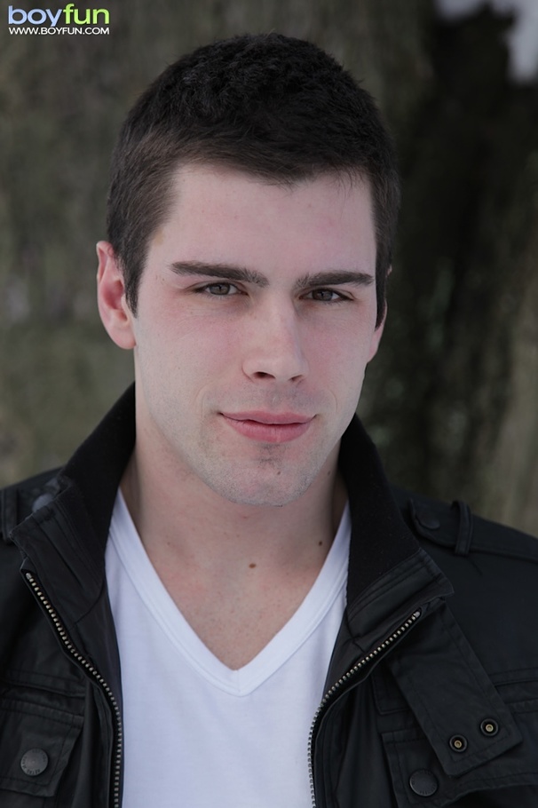 Enjoy how snow is no stop for this guy flashing his prick - XXXonXXX - Pic 2