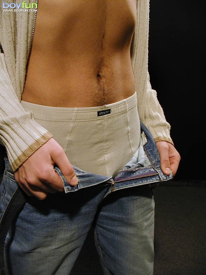 He worked out to get his great body and to get a good suck and fuck - XXXonXXX - Pic 4