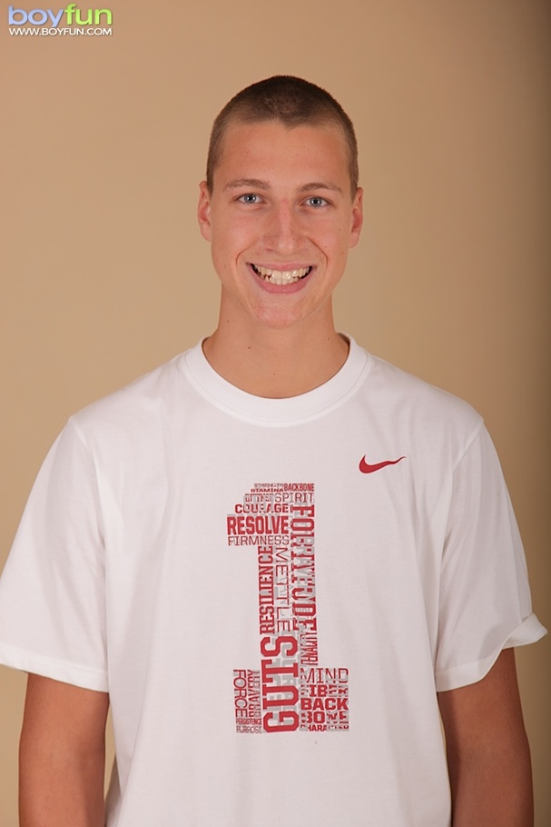 Sensual stupid gay has athletic body and poses his great body - XXXonXXX - Pic 1